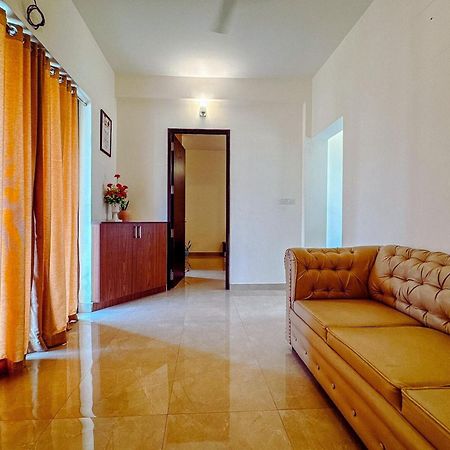 Private Villa With Swimming Pool Csennai Kültér fotó